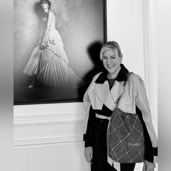 Meet your Posher, Jill - Picture 3 of 4